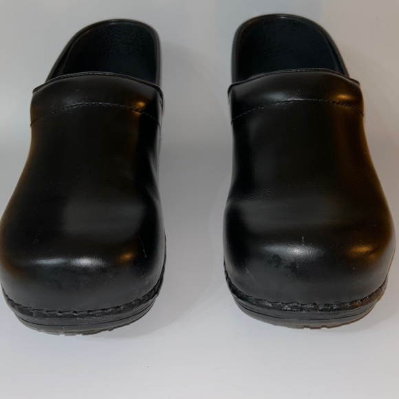 Dansko Shoes - Dansko Clogs Size 41